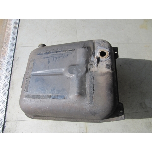 Lancia Flaminia petrol tank