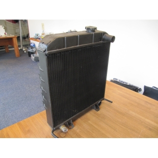 Lancia Flaminia radiator